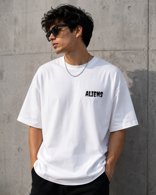 ALIENS – Premium Unisex Oversized Classic T-Shirt